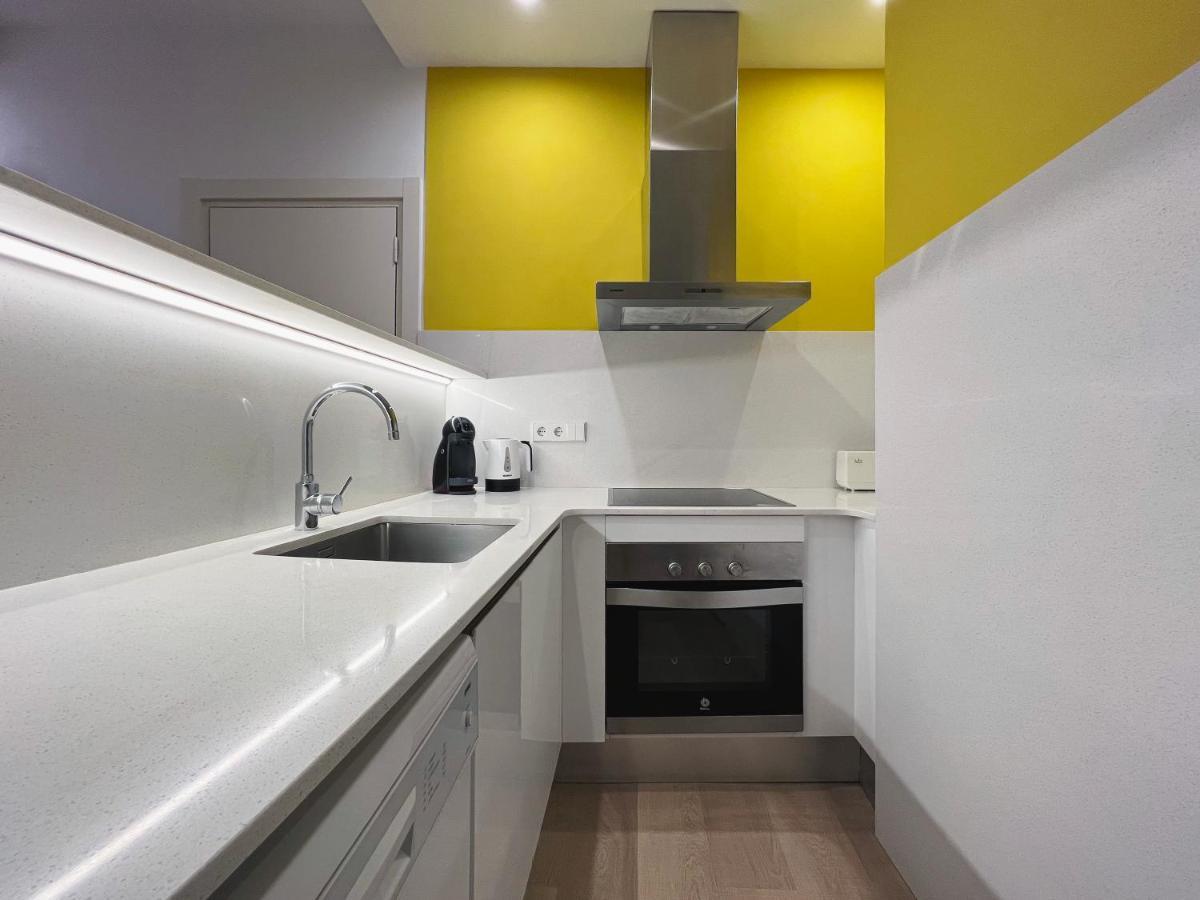 Stay U-Nique Apartments Sants Barcellona Esterno foto