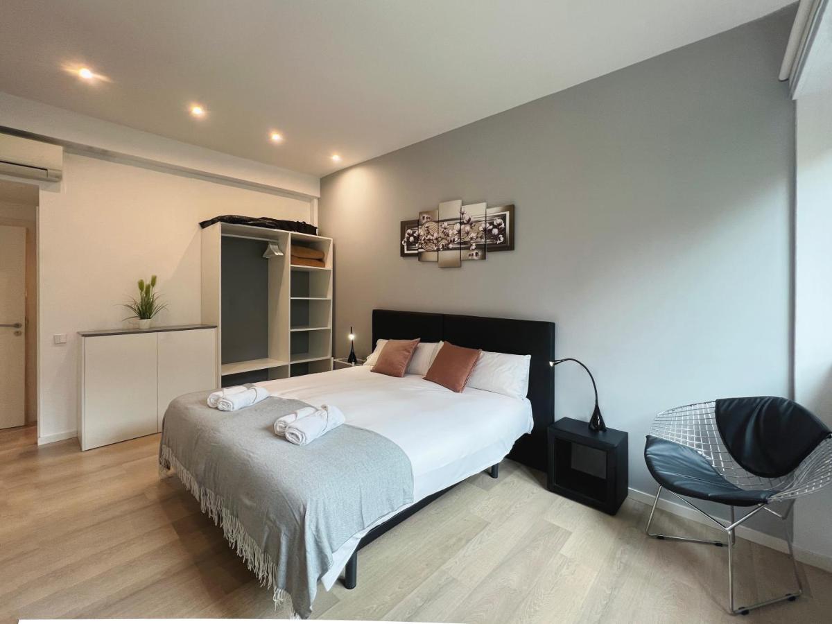 Stay U-Nique Apartments Sants Barcellona Esterno foto